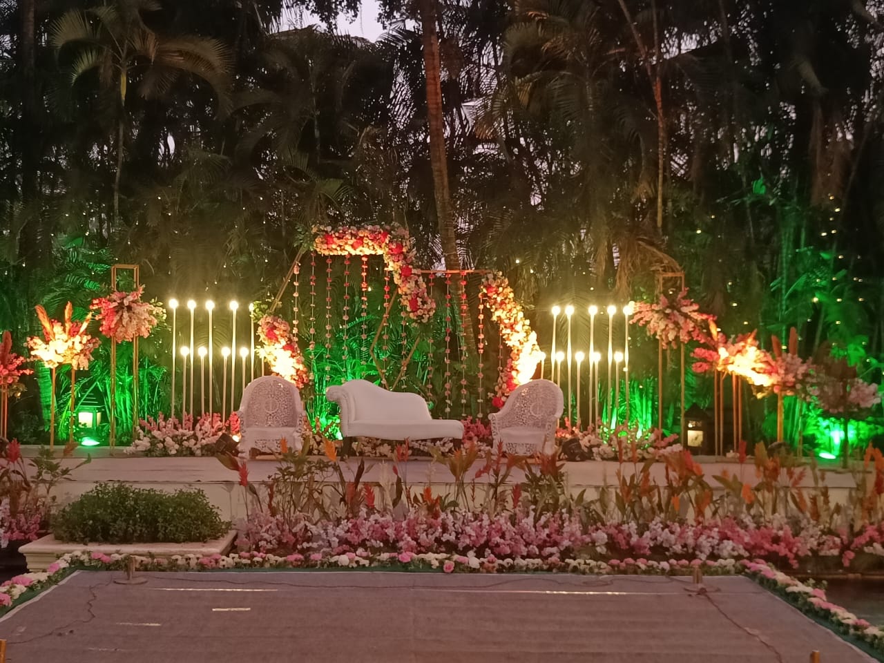 Reception stage